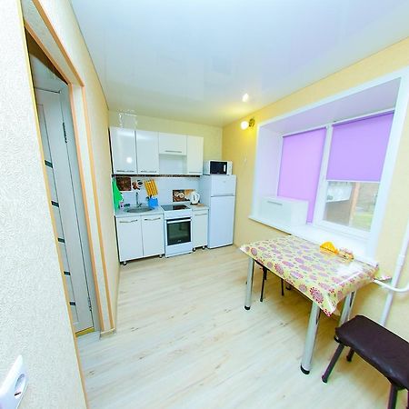 Apart On Slavskogo 14 Ustʼ-Kamenogorsk Exterior foto