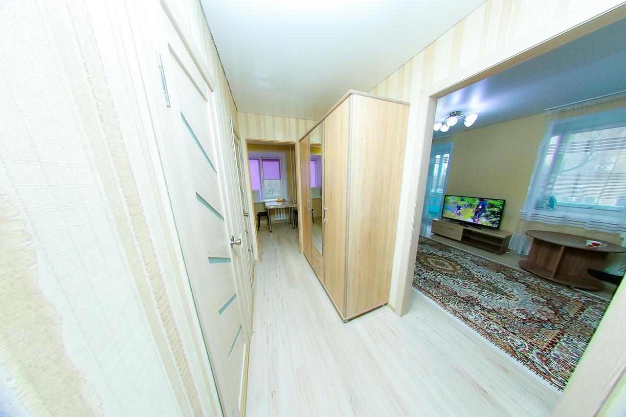 Apart On Slavskogo 14 Ustʼ-Kamenogorsk Exterior foto